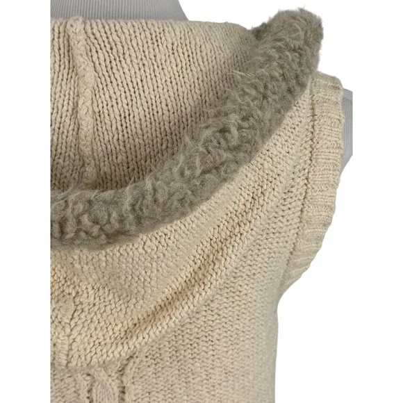 Vtg Y2K Old Navy Cream Cable Knit Faux Shearling Trim Hooded Boho Sweater Vest L - Picture 9 of 16